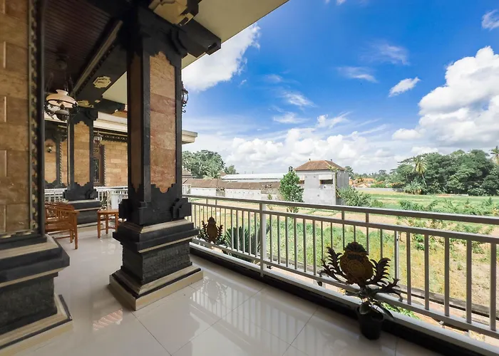 Tiara Hotel